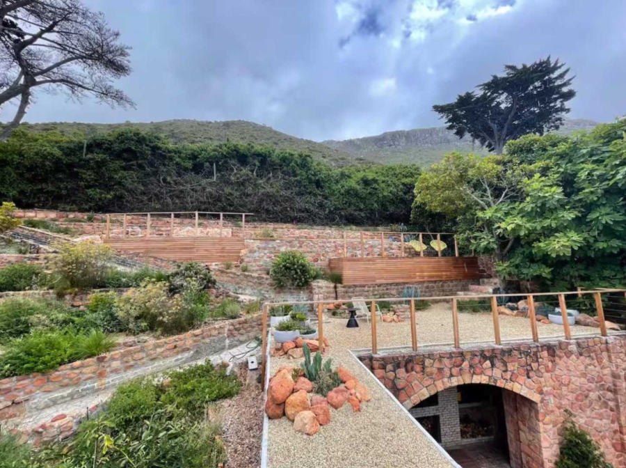 4 Bedroom Property for Sale in St James Western Cape